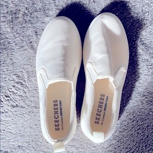 Skechers Air Cooled Memory Foam Relaxed Slip Ons